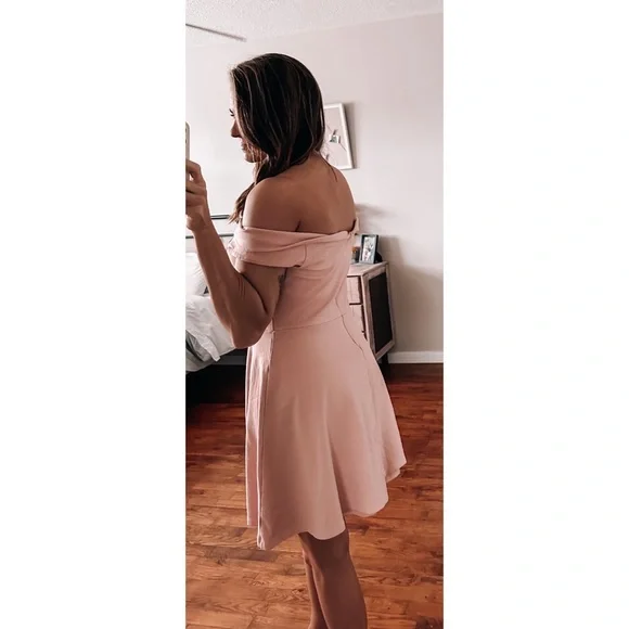 new ✨ lulus blush pink off shoulder mini dress - Picture 3 of 6